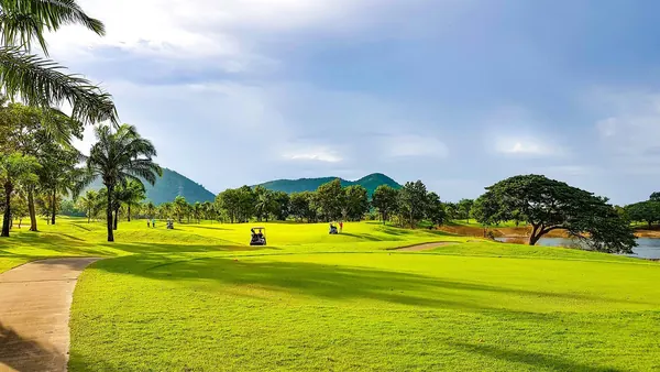 Majestic Creek Country Club