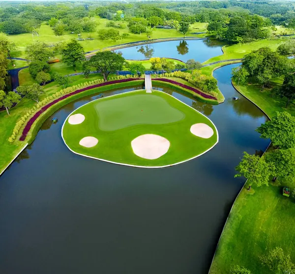 The Royal Golf & Country Club — photograph 7