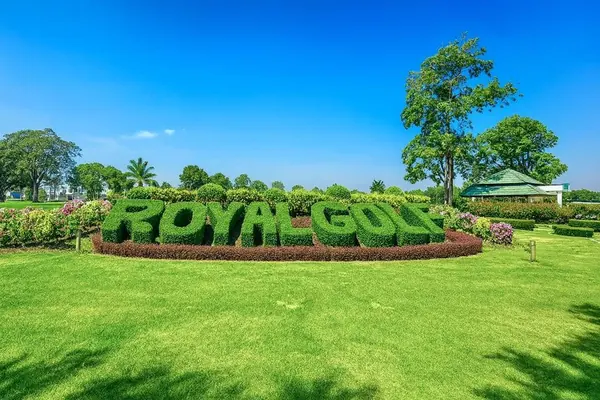 The Royal Golf & Country Club — photograph 2