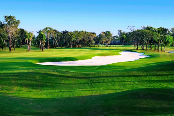 Lam Luk Ka Country Club