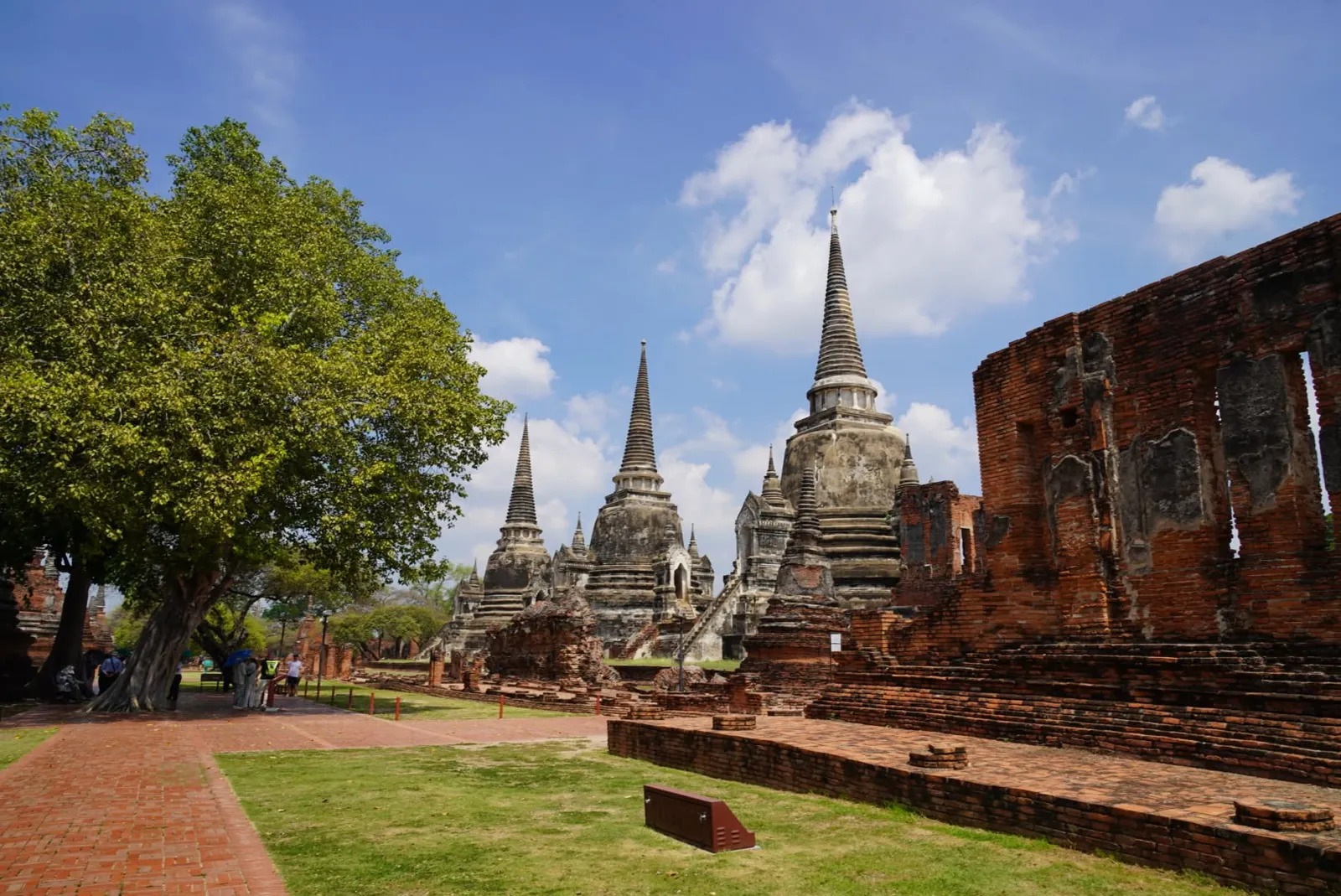 Ayutthaya by van & river cruise